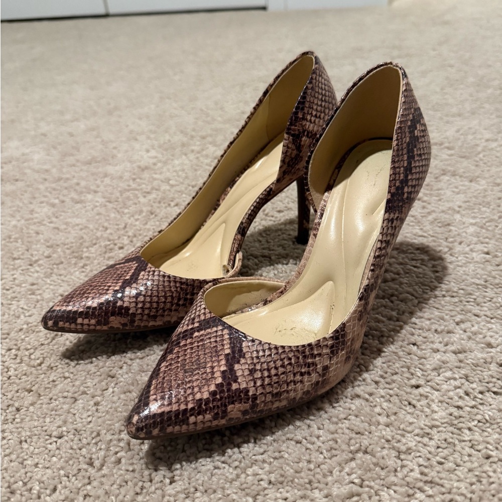 Jessica Simpson Brown Snake-Print Pointed Toe Pumps - Picture 3 of 5